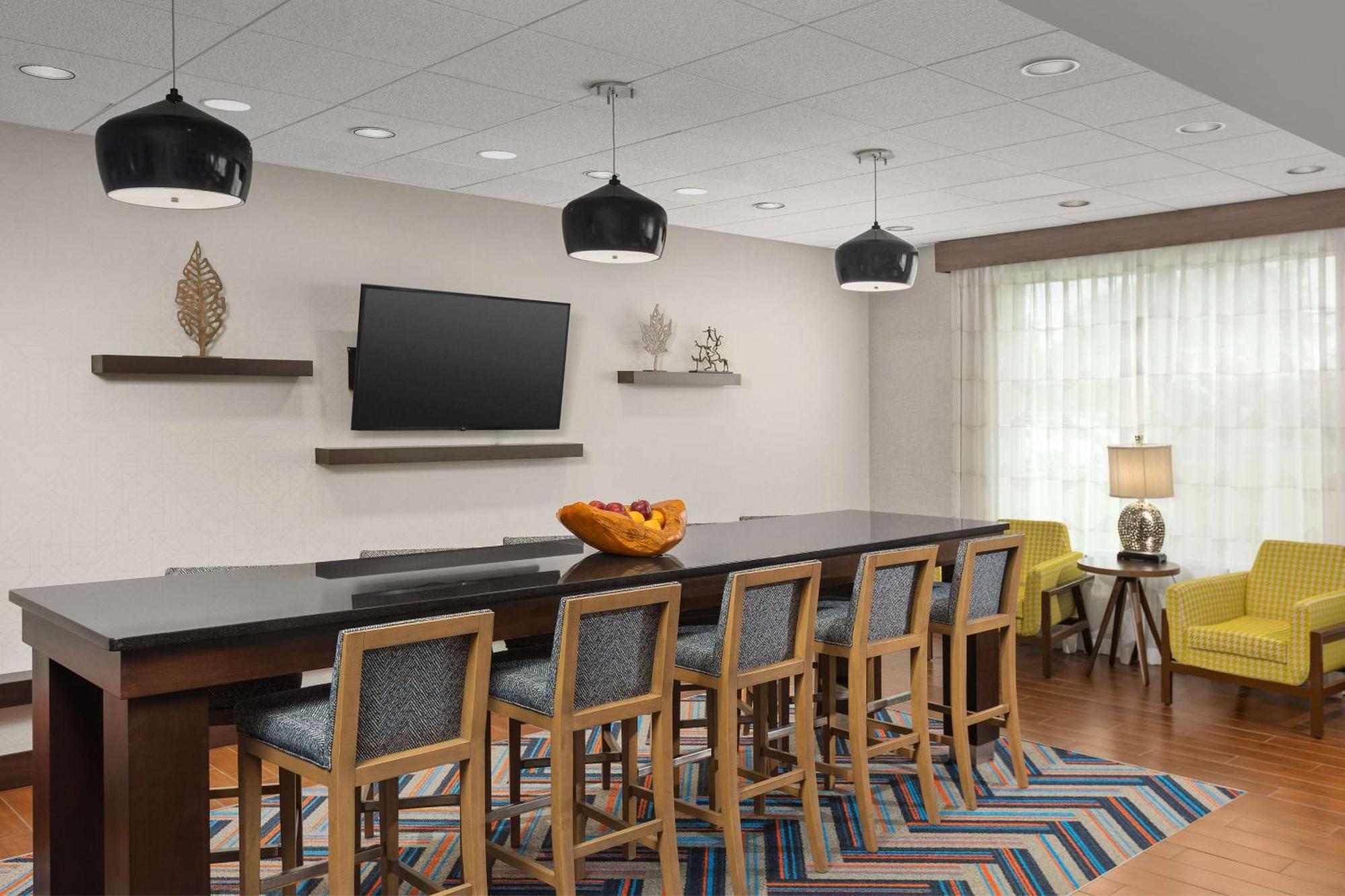 Hampton Inn Augusta Exteriör bild